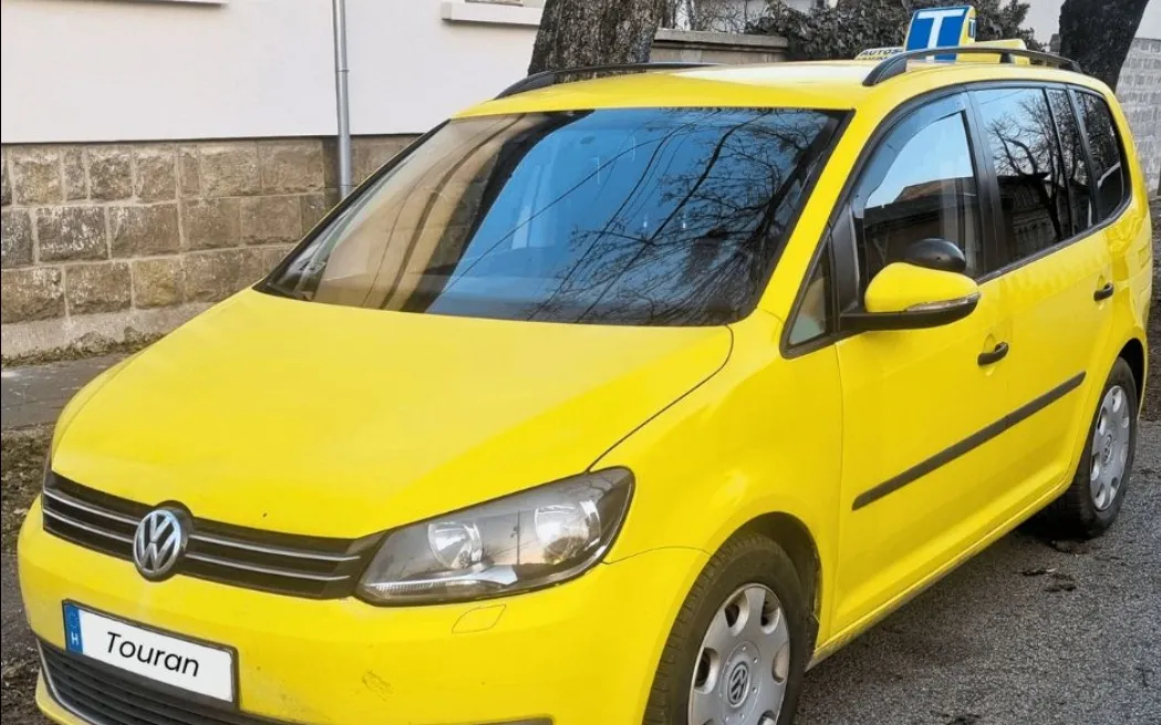 Fotó – Autóvezetés Oktatás
